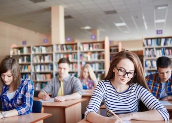 2022 YKS Sonuçları, MEB ve YÖK’ün Başarısızlığını Göstermektedir