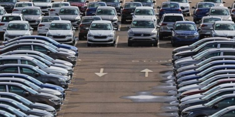 AB’de otomobil satışları yükseldi: Zirvede VW Grubu yer aldı