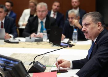 Bakan Koca, 81 İl Sağlık Müdürü ile Beyaz Reform Gündemiyle Bir Araya Geldi