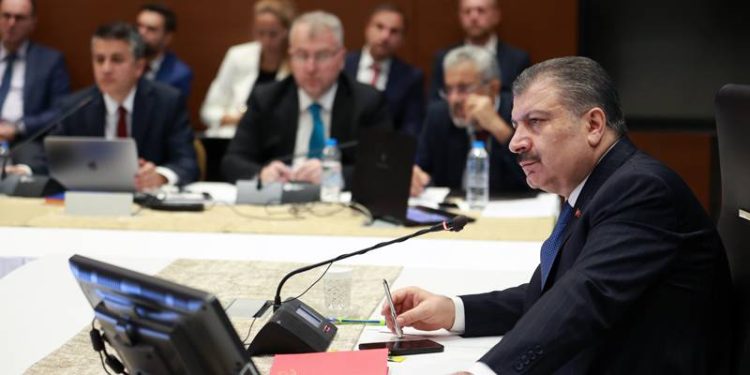 Bakan Koca, 81 İl Sağlık Müdürü ile Beyaz Reform Gündemiyle Bir Araya Geldi