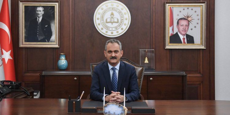 Bakan Özer’in Yeni Eğitim Öğretim Yılı Mesajı