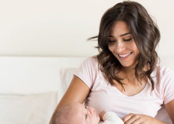 Bebeğiniz Kilo Alamıyorsa Nedeni Besin Alerjisi Olabilir!