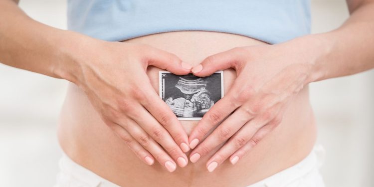 Covid-19 Erken Doğum Riskini Arttırıyor