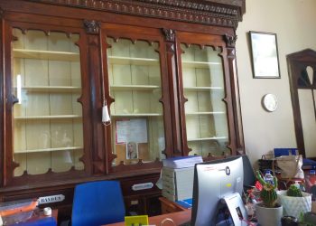 Eczacı Ferit Eczacıbaşı’nın Kurduğu Eczane Ofis Oldu !  (Özel Haber)