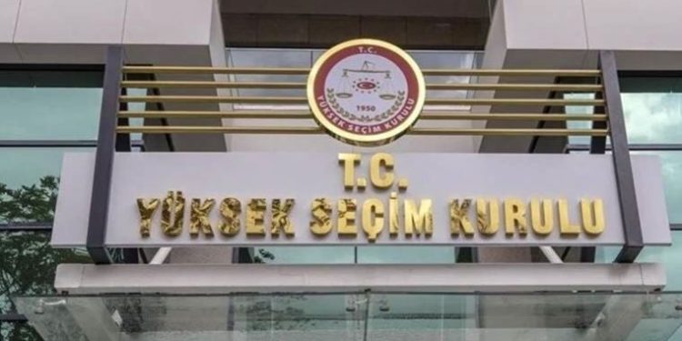 Erdoğan’ın üçüncü kez aday olamayacağında birleşen hukukçular YSK üyelerini uyardı: Yargılanabilirsiniz