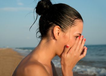 Gözlerimizi Tehdit Eden Bu Alışkanlıklara Dikkat!
