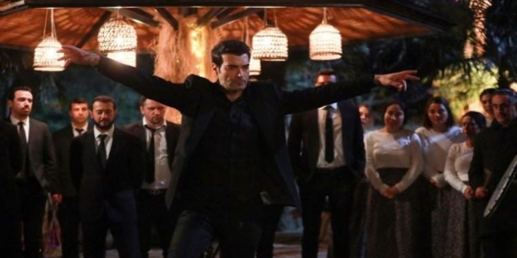 Gülcemal dizisinin başrol oyuncusu Murat Ünalmış kimdir, kaç yaşında? Murat Ünalmış hangi dizi ve filmlerde oynadı?