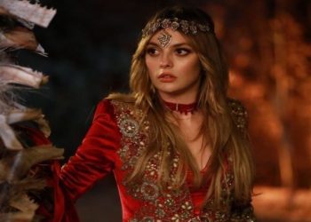 Gülcemal dizisinin Deva’sı Melis Sezen kimdir, kaç yaşında? Melis Sezen hangi dizi ve filmlerde oynadı?