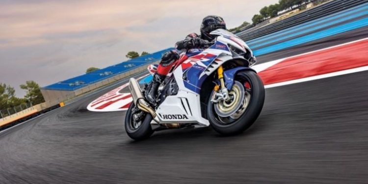 Honda Türkiye ‘En Teknolojik Motosiklet Markası’ seçildi