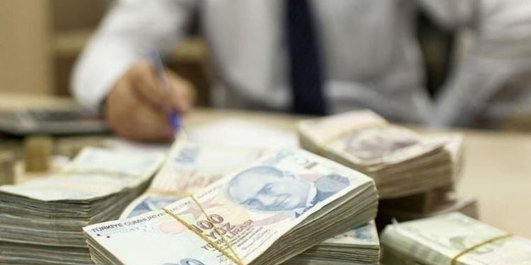 Hükümet seçim öncesi son bir kredi dalgası hazırlığında