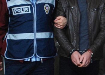 İş arayan iki arkadaşı darbedip, 91 bin liralarını gasbettiler