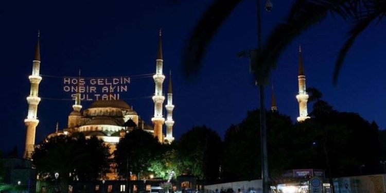 İstanbul iftar vakti! İstanbul’da iftar saati ne zaman? İşte İstanbul’da iftar ve sahur vakitleri