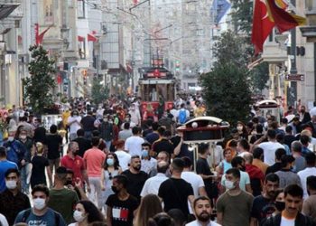 İstanbulluların son 2 yılda en mutsuz olduğu ay açıklandı!