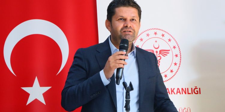 İzmir İl Sağlık Müdürü Burak Öztop Görevine Veda Etti