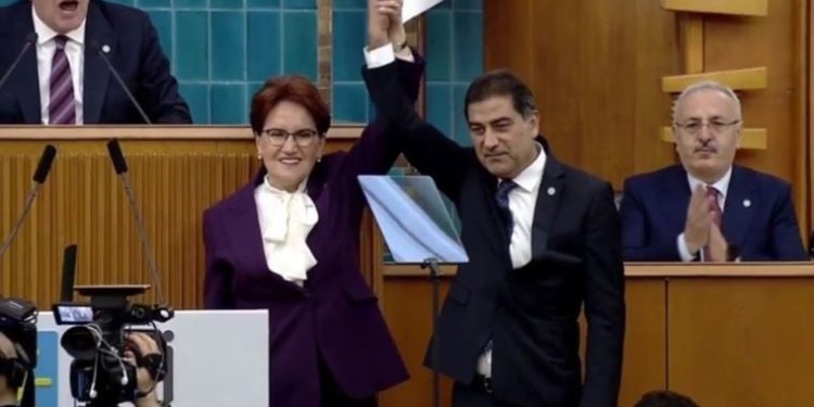 MHP’de Ünal Karaman rahatsızlığı: ‘FETÖ’cü hain Hakan Şükürle aynı çizgiye gelmiş’