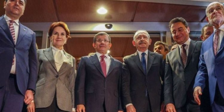 Millet İttifakı ittifak protokolünü YSK’ye sundu