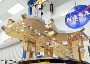 NASA, Ay’da su arayacak aracının yapımına başladı