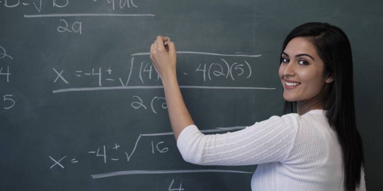 Öğretmene Şiddet Geleceğimizi Yok Etmektir!