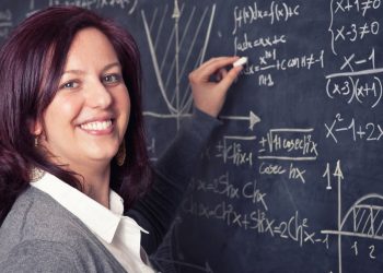 “Öğretmenlerin Atama ve Yer Değişikliği Sürecindeki Aksaklıklar Giderilmelidir”