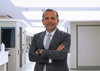 Robotik Cerrahi Hekimlere ve Hastalara Avantaj Sağlıyor