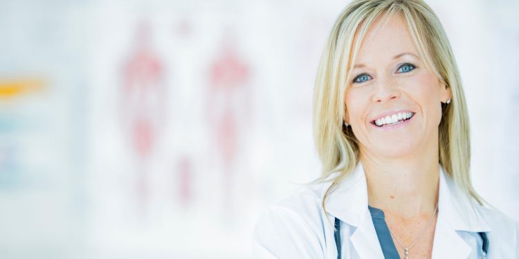 Sağlık Personeli Ek Ödemelerine Yüzde 20 Zam Yapılsın