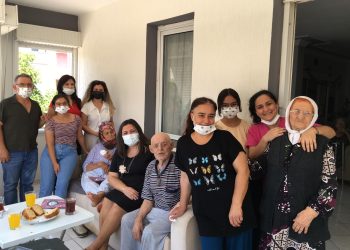 Sağlıkçılardan Huzurevi Ziyareti