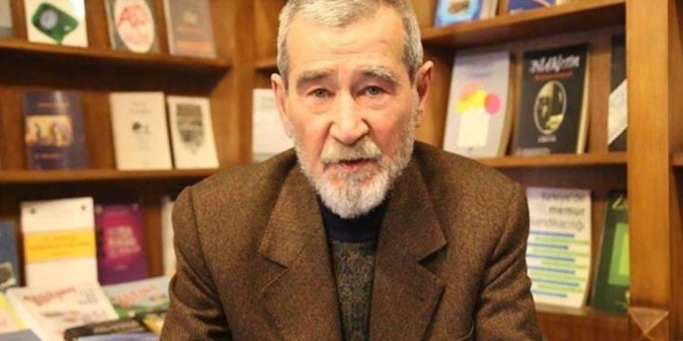 Şair Ahmet Telli hakkında açılan dava ertelendi: Savcı cezalandırılmasını istedi