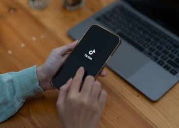 Yasakla karşı karşıya kalan TikTok’un CEO’su Chew, ABD Kongresinde ifade verdi