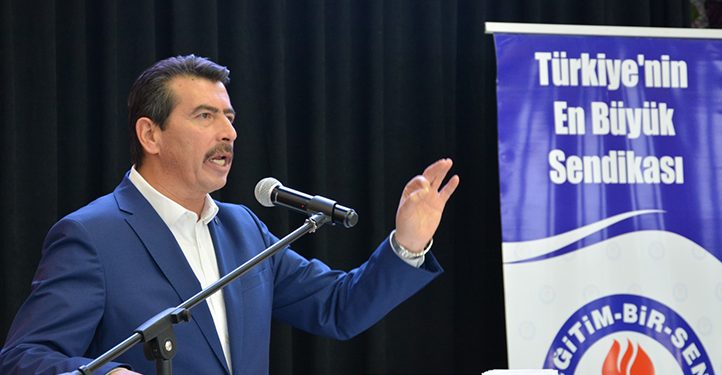 Yeterli ve kalıcı personel istihdamı konusunda çözüm üretilmelidir