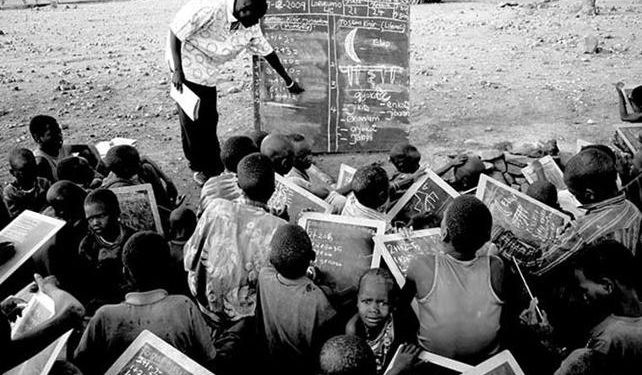 Yoksul eğitimde de 4 yıl geride