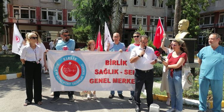 Sağlıkta İş Bırakma Eylemi Başladı