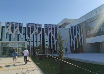 DEÜ Yabancı Diller Yüksekokulu Müdürlüğü’nden Açıklama