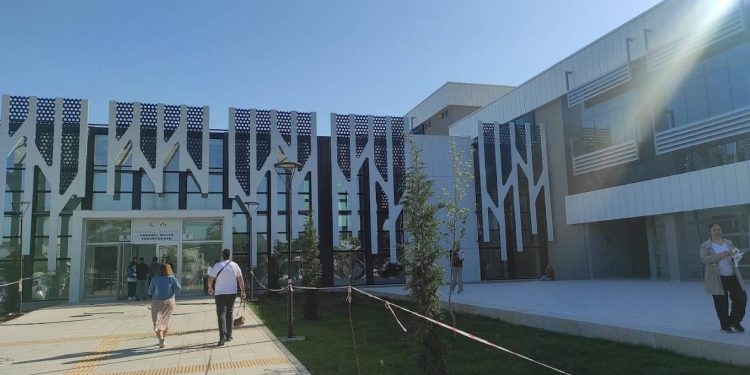 DEÜ Yabancı Diller Yüksekokulu Müdürlüğü’nden Açıklama