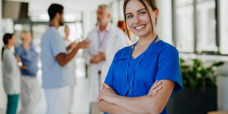 Hemşireler Bahçe Düzenlemesi İçin Görevlendirildi İddiası !