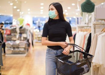 Bakan Koca, “Vefat Eden Başhekim Üzerinden Aşı Propagandası Yapılıyor !”  