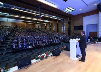 Bakan Tekin, İmam Hatip Okullarının Önemini Vurguladı