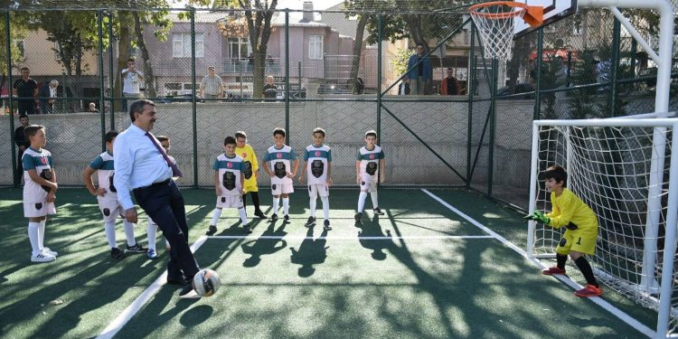 Ebeveynlere ‘Evde Kitap Okuyun’ Önerisi !