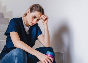 Muayenehane Hekiminin Üniversitedeki Performansı Düşük