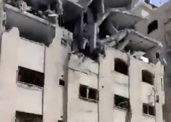 İsrail Filistin Kızılay Deposu’nu Vurdu !