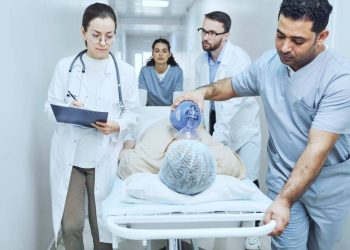 Sağlık Özel Sektörün Tekeline Mi Bırakılıyor ?