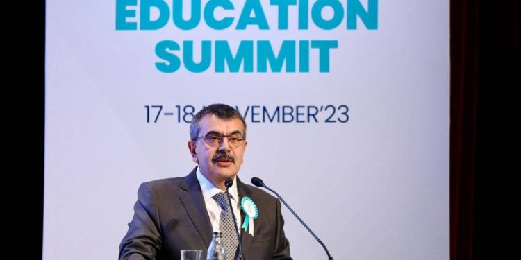 Bakan Tekin, “Eğitimde Eşitlik ve Adalet, Olmazsa Olmazımızdır”